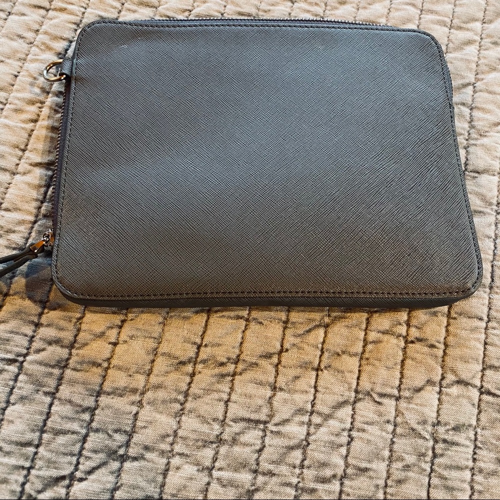 R+F crossbody bag - Picture 4 of 4